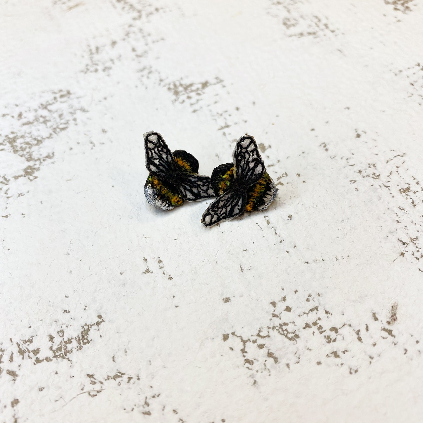Bumblebee stud earrings