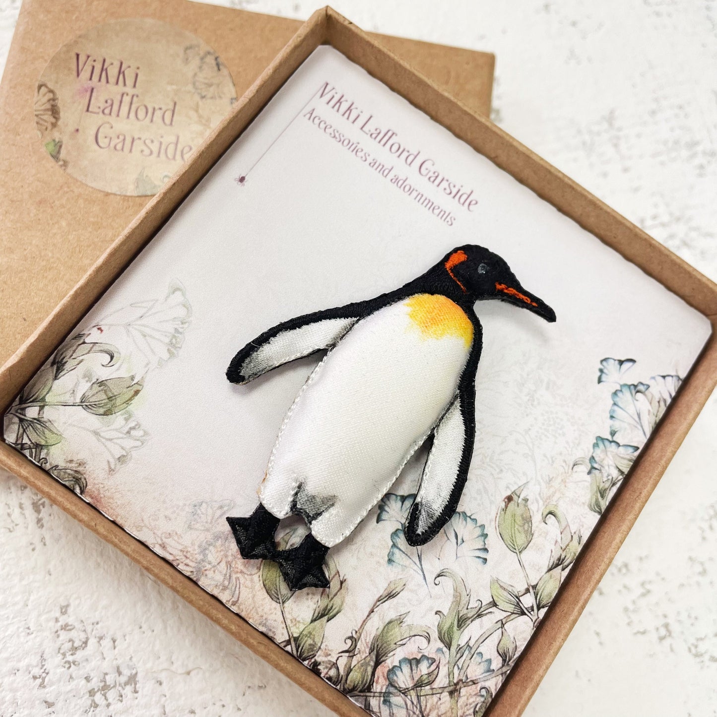 Penguin brooch, bird pin, gift for bird lover
