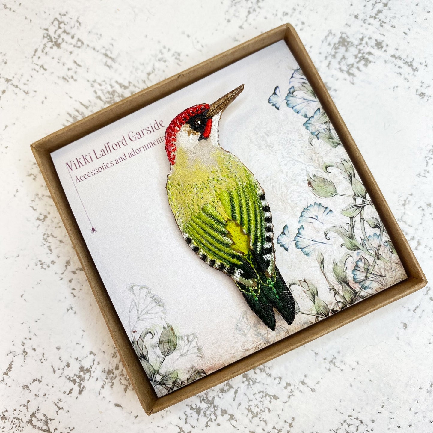 Handcrafted Woodpecker Brooch - A Charming Gift for Bird Enthusiasts