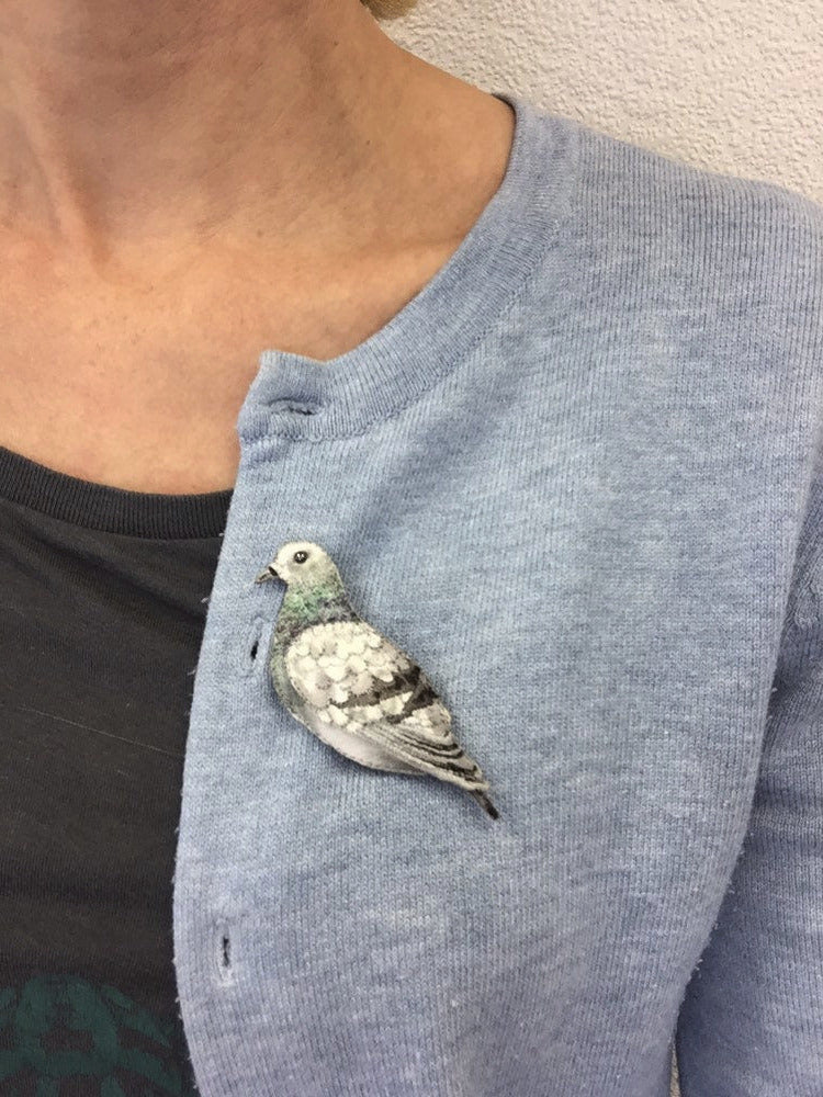 Pigeon brooch bird pin