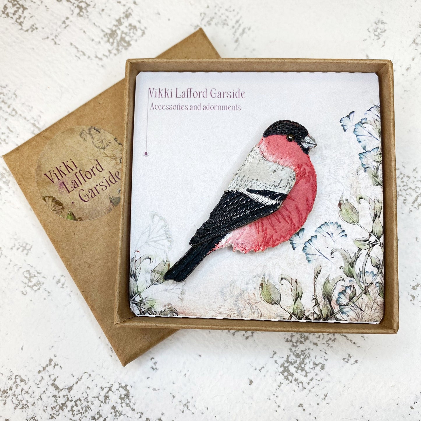 Bullfinch brooch, bird pin