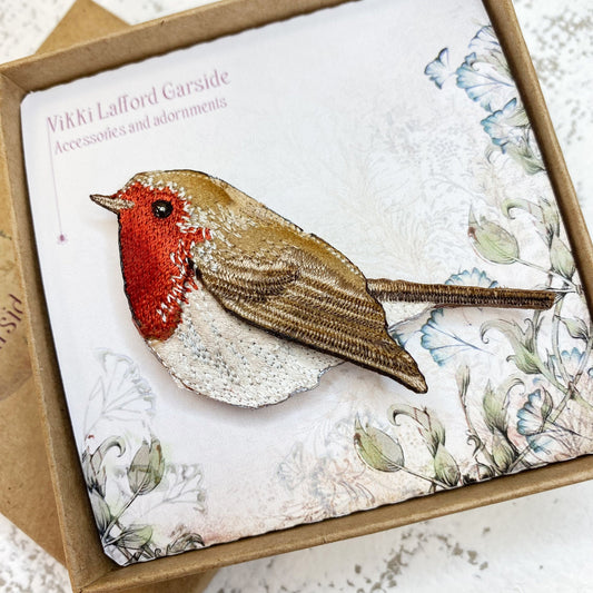 Robin brooch, bird pin