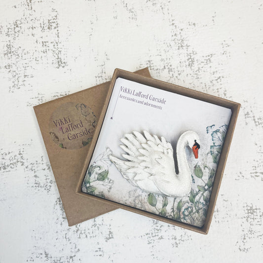 Swan brooch, bird pin