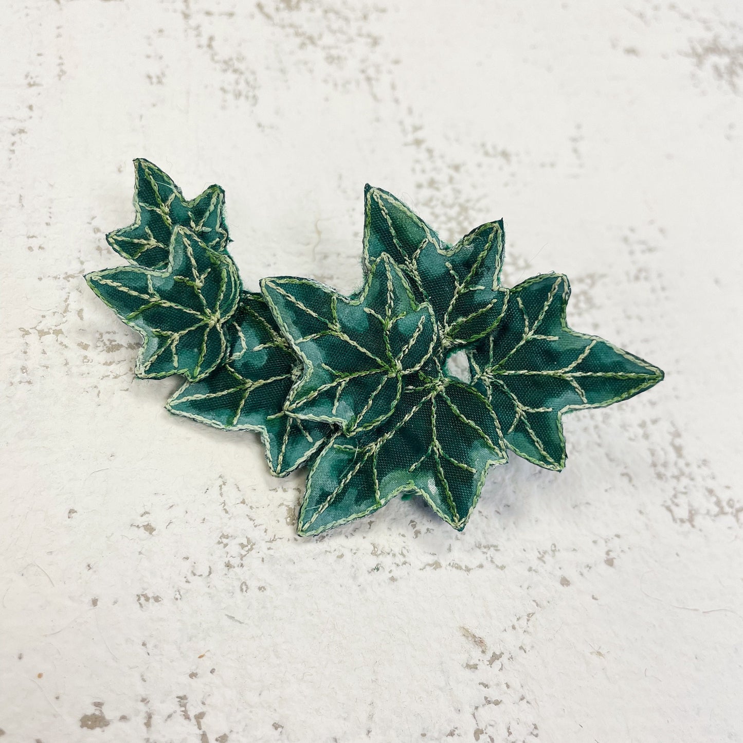 Large ivy leaf brooch